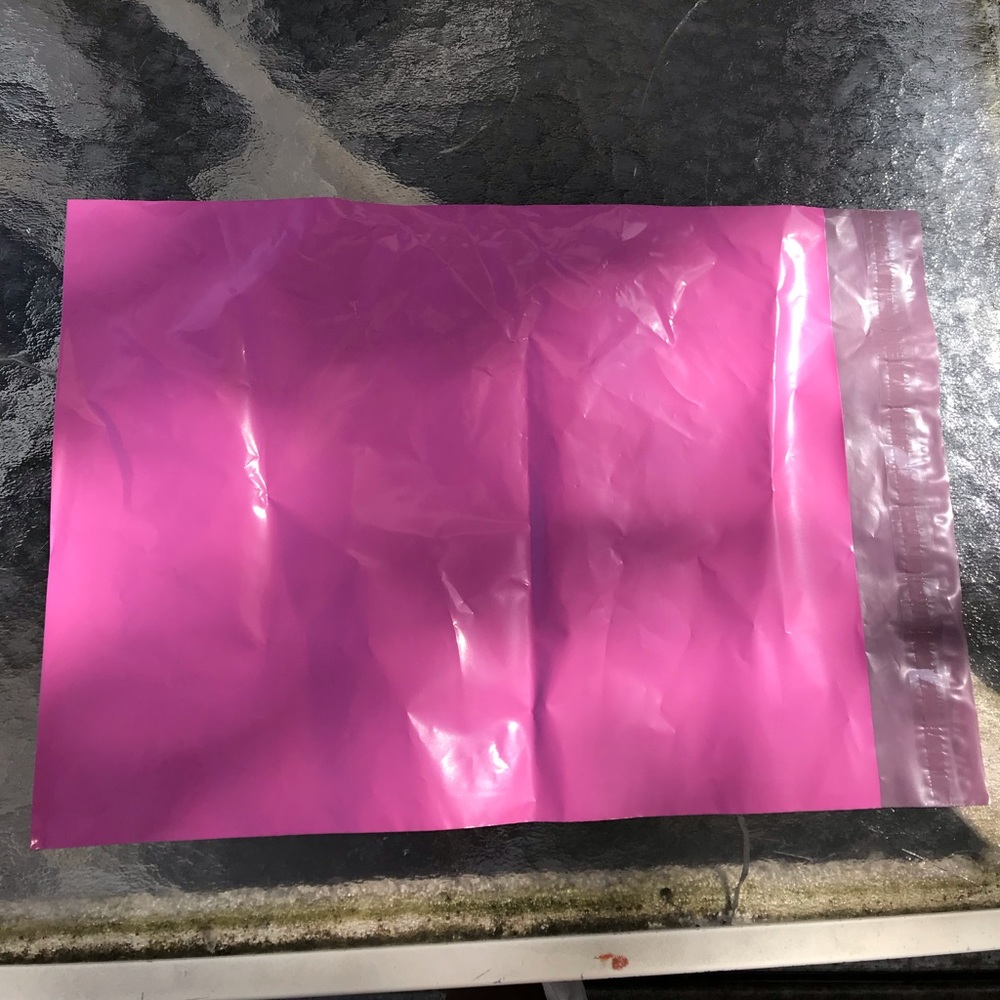 Pink polymailers 💓 - shipping supplies
